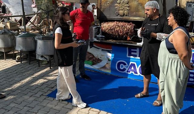 Ulubey Festivali'nde 300 kilo sahte sucuk imha edildi