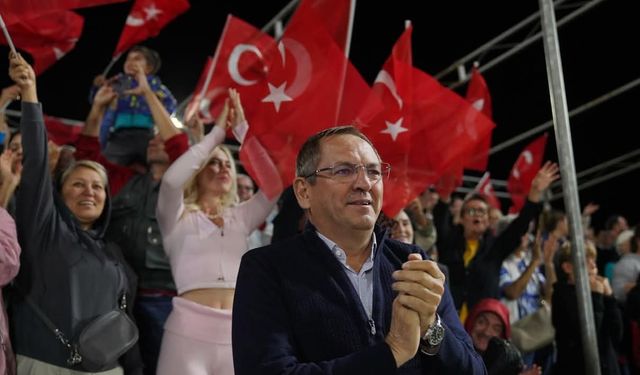 Ayvalık’ta plaj voleybolunda Türkiye’den tarihi şampiyonluk
