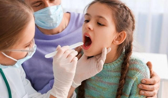 Basit boğaz enfeksiyonu yıllar sonra kalbe vurabilir