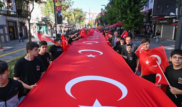 Gaziler için yürüdüler: Uşak’ta anlamlı buluşma