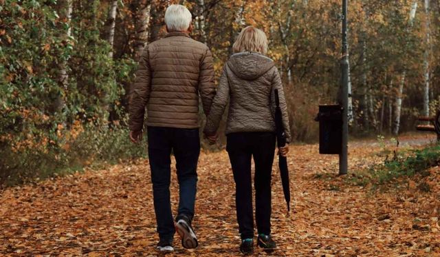 50 Yaş Sonrası En Çok Yapılan Sağlık Hataları: Uzmanlar Uyarıyor