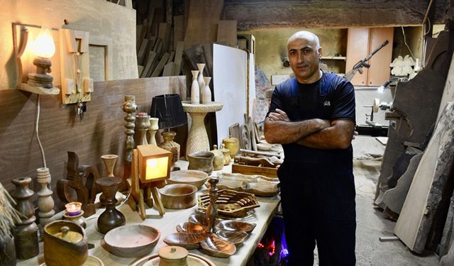 Polis memurunun ahşap tutkusu: Tornadan ev eşyalarına sanat katıyor