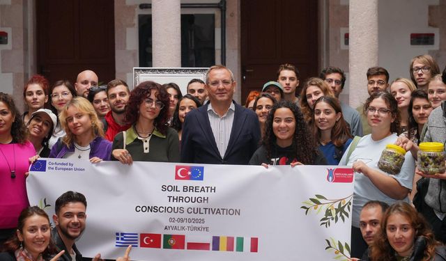 İklim kriziyle mücadeleye Ayvalık’tan gençlik katkısı