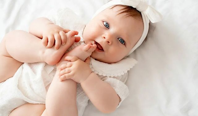 Ekim ayında doğan bebeklere verilebilecek kız ve erkek isimleri