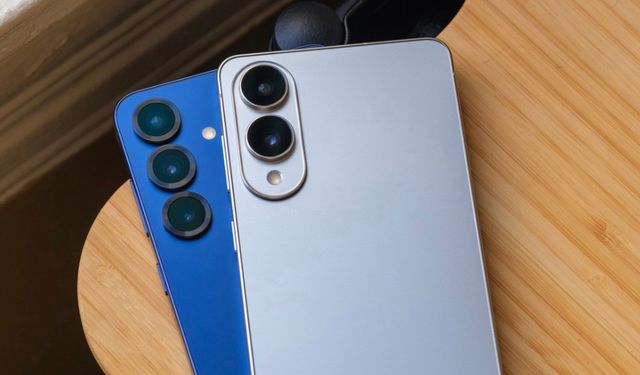 Galaxy S26, yeni özellikleriyle iPhone 17 Pro'yu geride mi bırakıyor?