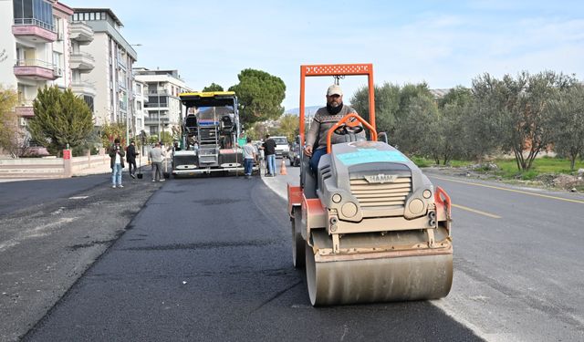 Manisa Büyükşehir’den Hürriyet Mahallesi’ne büyük asfalt yatırımı!
