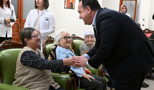 Başkan Dutlulu’dan huzurevlerine ziyaret!