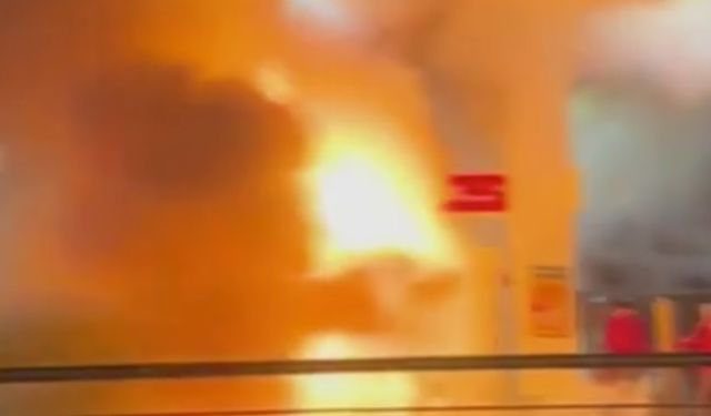 Benzin istasyonuna otomobil daldı facianın ucundan dönüldü!