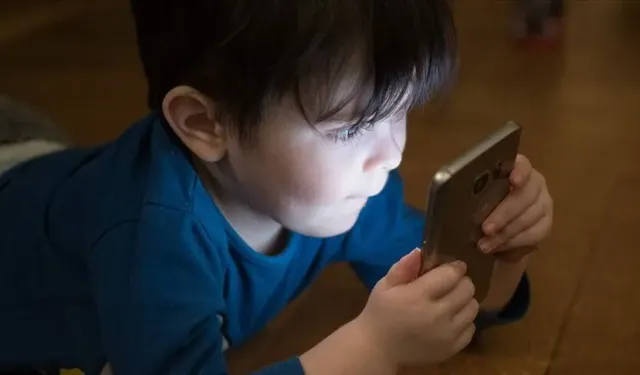 Aileler dikkat! Ekran bağımlılığı sessizce büyüyor