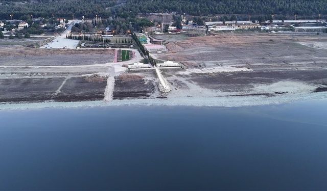 Burdur Gölü son 50 yılda hacminin yarısını kaybetti