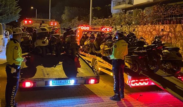 Datça’da motosikletlere ceza yağdı!