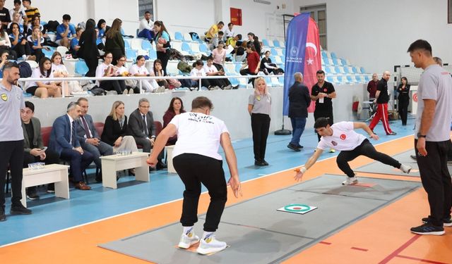 Nazilli’de Hemsball şöleni: Gençler ve büyükler kıyasıya yarışıyor