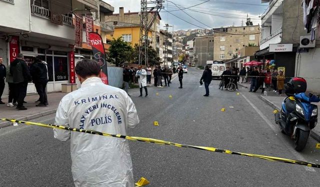 Sokak ortasında silahlı pusuda 2 kişi yaralandı: 7 şüpheli gözaltında