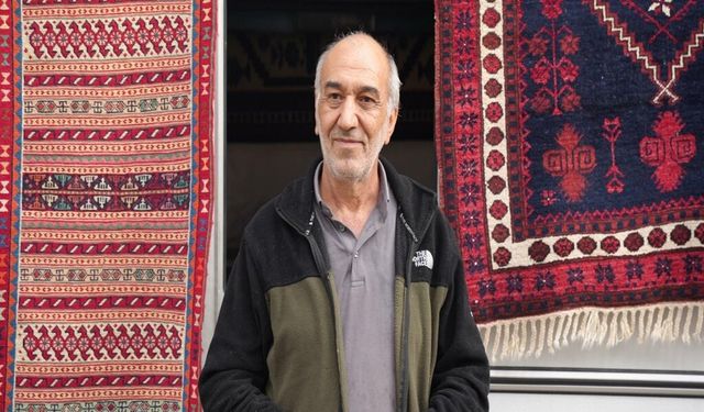 Deprem sonrası karavan hayatı! Halı ustası işini güvenli alana taşıdı