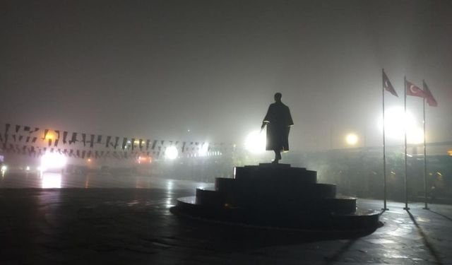 Aydın'da kente sis çöktü, görenler mest oldu