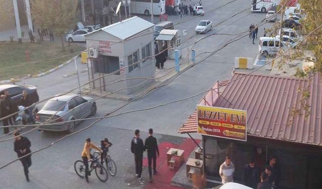 Sokak ortasında silahlı kavga: 2’si ağır 5 yaralı