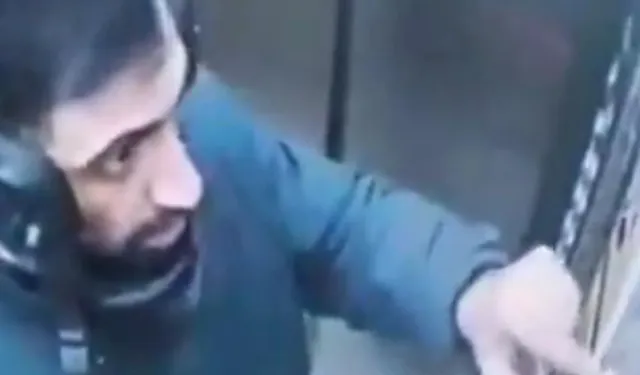 Atatürk portresine tüküren kurye yakalandı!