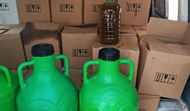 Aydın Efeler’de bin 370 litre tağşiş yağ ele geçirildi: Aracı durduran polis sahteciliği ortaya çıkardı