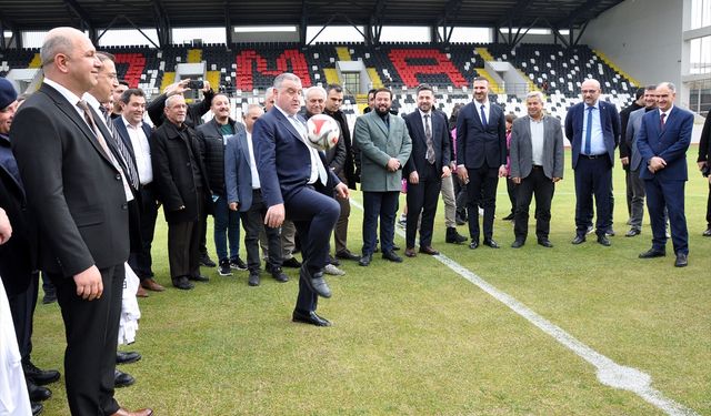 Bakan Bak Ege’den seslendi: Hedef 2026 Dünya Kupası