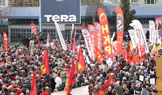 Birleşik Kamu-İş meydanlara iniyor! Kamu emekçileri iş bırakma eylemine gidiyor!