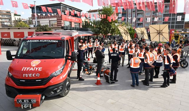 Afetlere karşı Manisa’da dayanışma ağı!