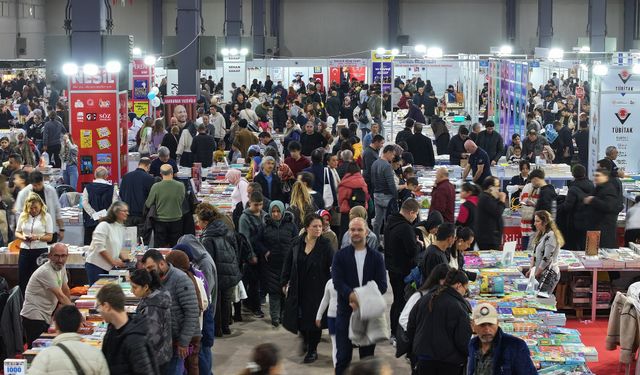 Denizli kitap fuarı pazar günü okuyuculara veda ediyor!