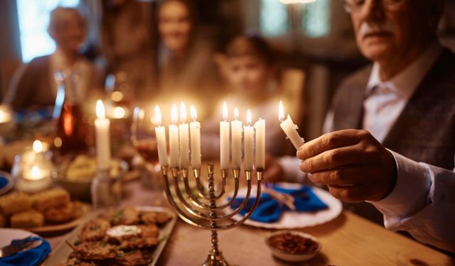 Hanuka Bayramı için WhatsApp kutlama mesajı