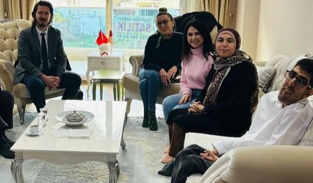 İYİ Parti Bergama'dan 3 Aralık Dünya Engelliler Günü'nde anlamlı ziyaret!