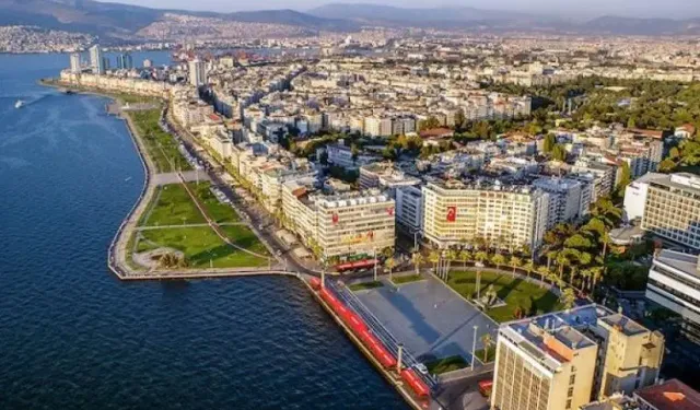 İl olmaya bir adım kalan ilçeler açıklandı! İzmir'den 4 ilçe listede