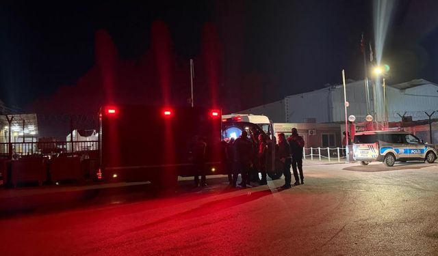 İzmir Kemalpaşa’da kimyasal sızıntı paniği: 5 işçi hastaneye başvurdu