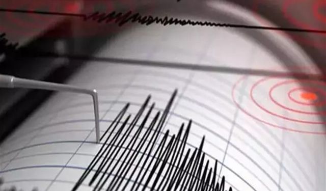 Japonya Aomori açıklarında 7.6 büyüklüğünde deprem: Tsunami uyarısı verildi