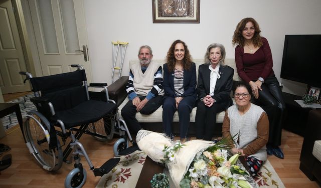 Mavi Kapak kampanyasıyla Karşıyaka, bir aileye daha umut oldu