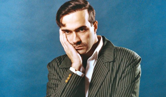 Ünlü şarkıcı Mert Demir kariyerine nasıl başladı?