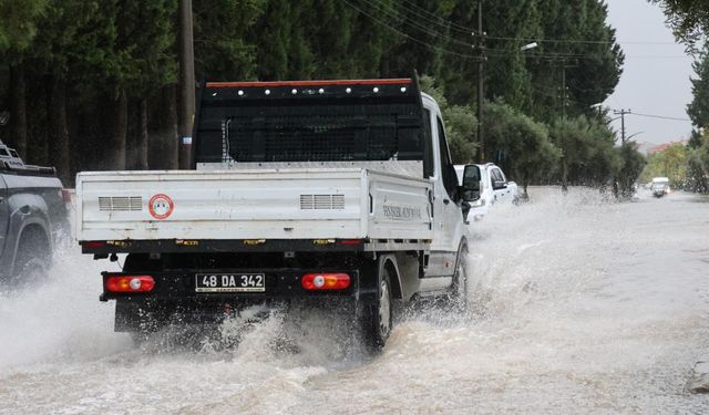 Muğla’da kuvvetli yağış etkili oldu: En fazla yağış Ula’nın Kavakçalı mahallesine düştü