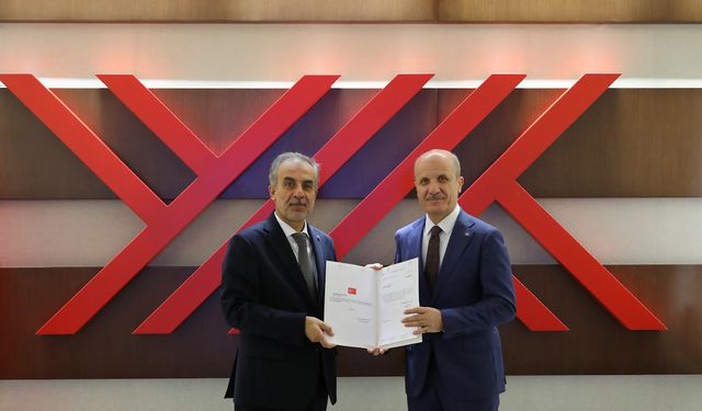 Ege Üniversitesi’nde yeni dönem! Alcı mazbatasını aldı