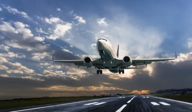 Antalya Havalimanı’nda panik anları! Uçağın iniş takımı arızalandı