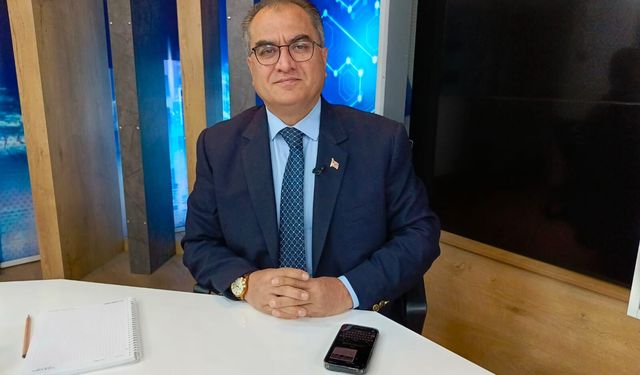Sağlıkta "renk" çatlağı: Yeni kıyafet yönetmeliğine sendikadan sert tepki!