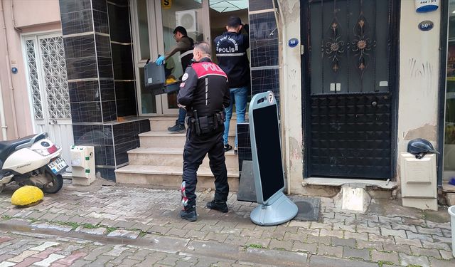 Annesini korumak için saldırganla boğuştu: Emlak ofisinde hareketli dakikalar!