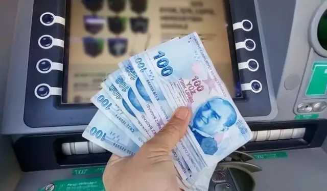 ATM'deki '5 dakika kuralı' Birçok kişinin haberi bile yok! Uzmanlardan çarpıcı uyarı: Yapmayan büyük kayıp yaşıyor!