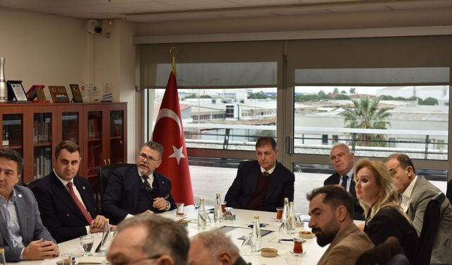 İAOSB’de güçlü buluşma! Sanayi, belediye ve siyaset aynı masada