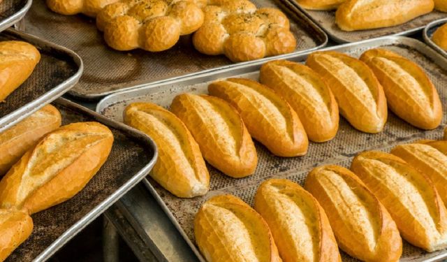 Ekmeği günlerce taze tutan yöntem: Bir detay her şeyi değiştiriyor!