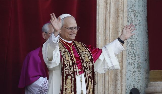 Ukrayna'daki dördüncü yılına giren savaşa dikkat çeken Papa Leo'dan barış çağrısı