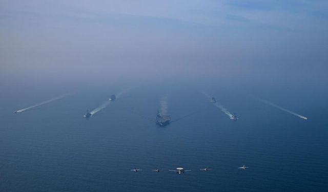 ABD’den Umman Denizi’nde dikkat çeken askeri hareketlilik!