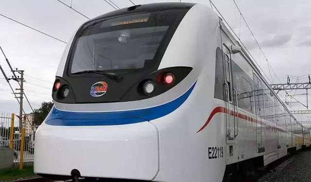 İZBAN saat kaçta açılıyor, kaçta kapanıyor? 2026 İZBAN sefer saatleri ve sefer sıklığı ne kadar?