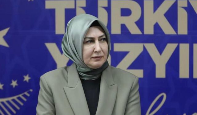 AK Partili Özen, Başkan Denizli'yi hedef aldı: "Söz hakkı, başkanın keyfine göre dağıtacağı bir bahşiş değildir!"