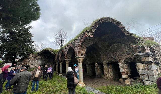 Seferihisar’da tarihi miras için acil koruma çağrısı: Osmanlı’dan kalan izler yok oluyor!