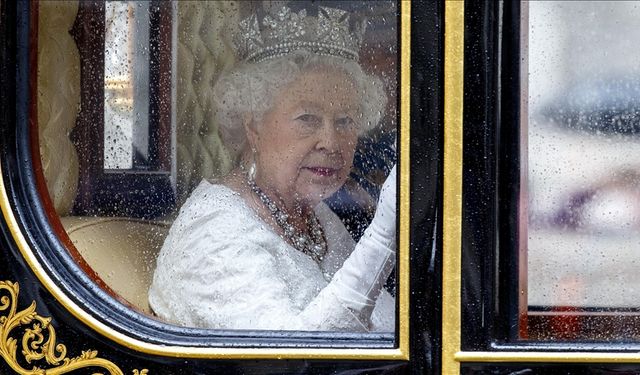 Epstein dosyasında kraliyet iddiası! Sus payı kraliçeden mi çıktı?