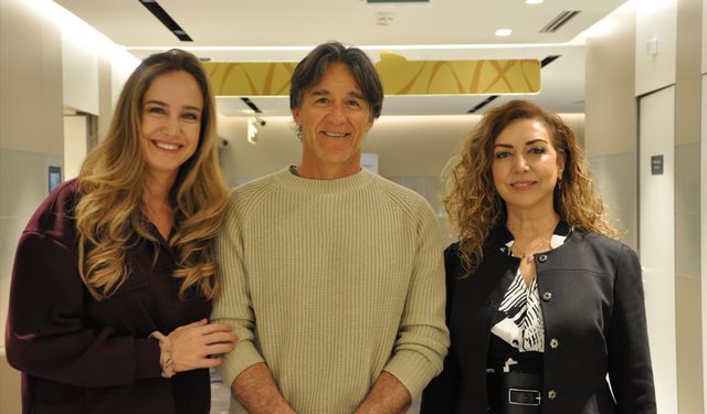 İzmir’de Sevgililer Günü 'kalpten' kutlandı