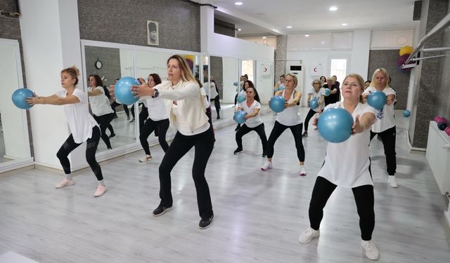 İzmir'de sporun adresi Konak! Sekiz farklı merkezde ücretsiz pilates ve aerobik fırsatı