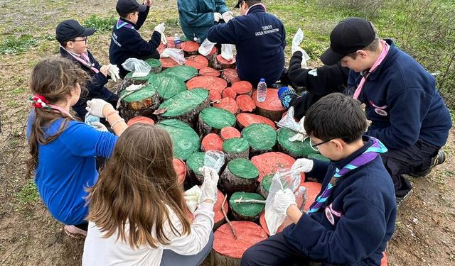 Karşıyaka’nın genç izcileri Yamanlar’da doğayla buluştu